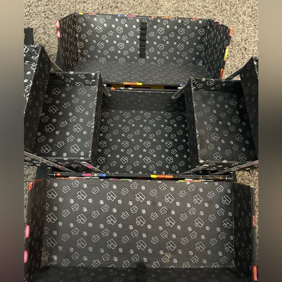 Like New. Caboodle Makeup Organizer Train Case. Black with purse & heels design. - Picture 7 of 10